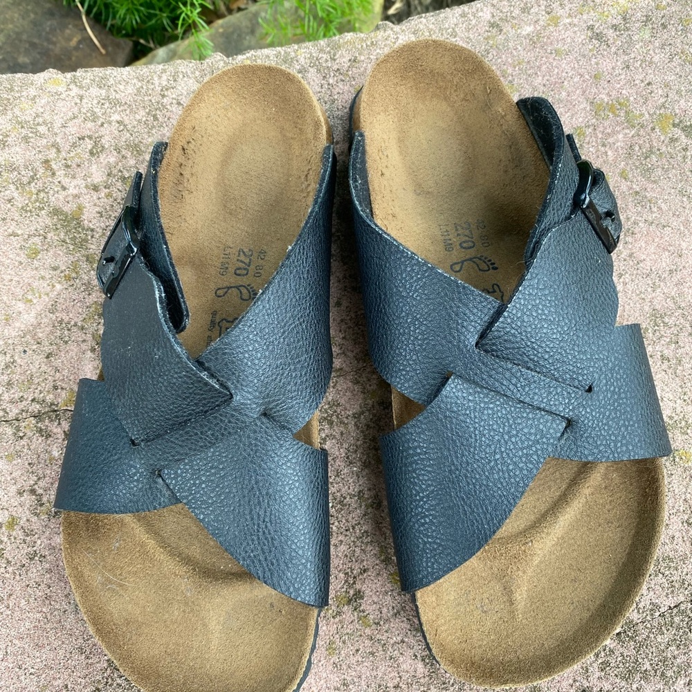 Men’s Birki Sandals Black Leather size 9 ORG $88.